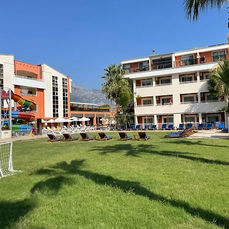 Lavia Kemer
